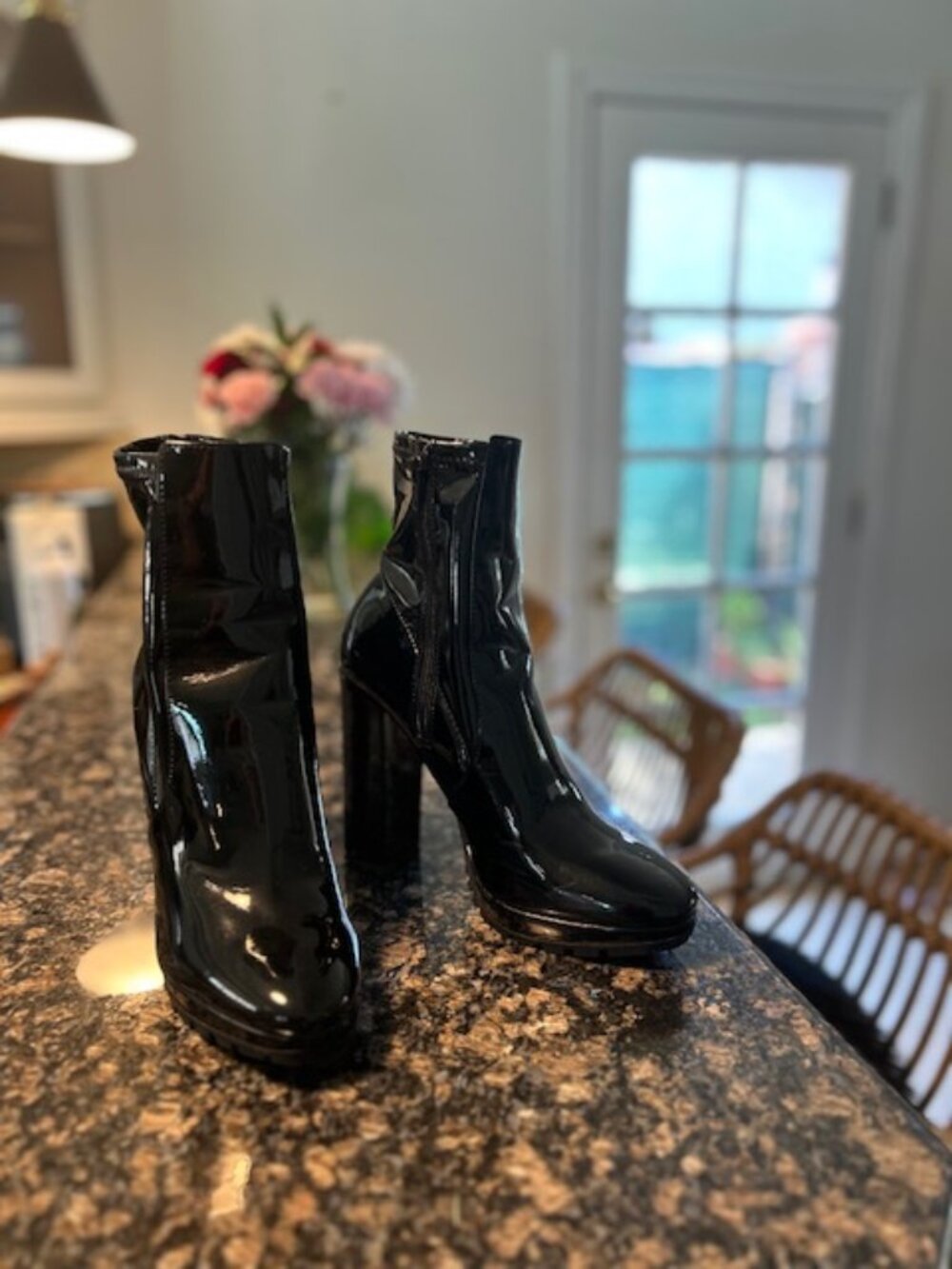 Aldo sassy ankle boots size 9